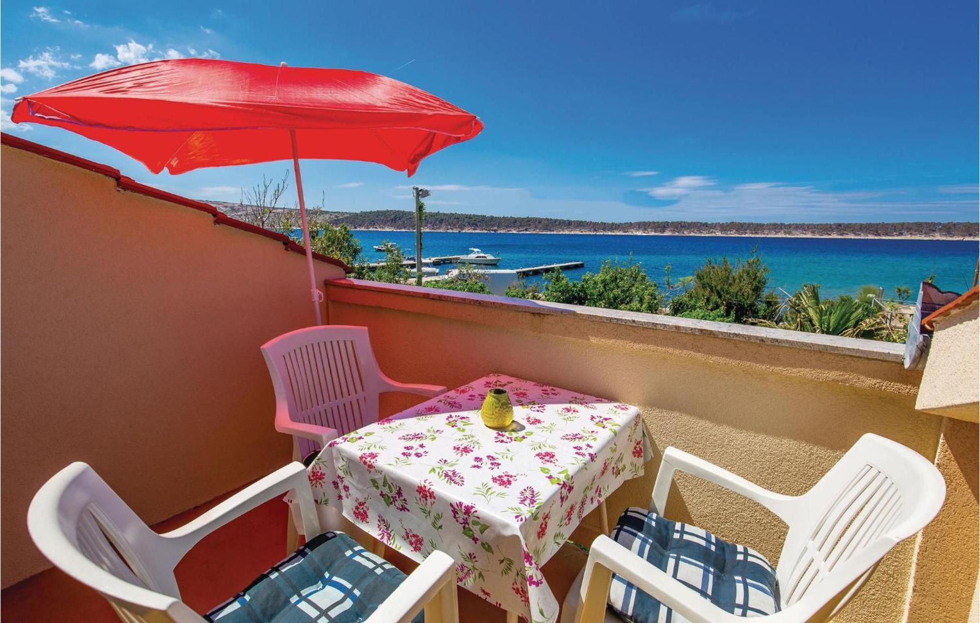 Nice Apartment In Rab With Kitchen Barbat na Rabu Exterior foto